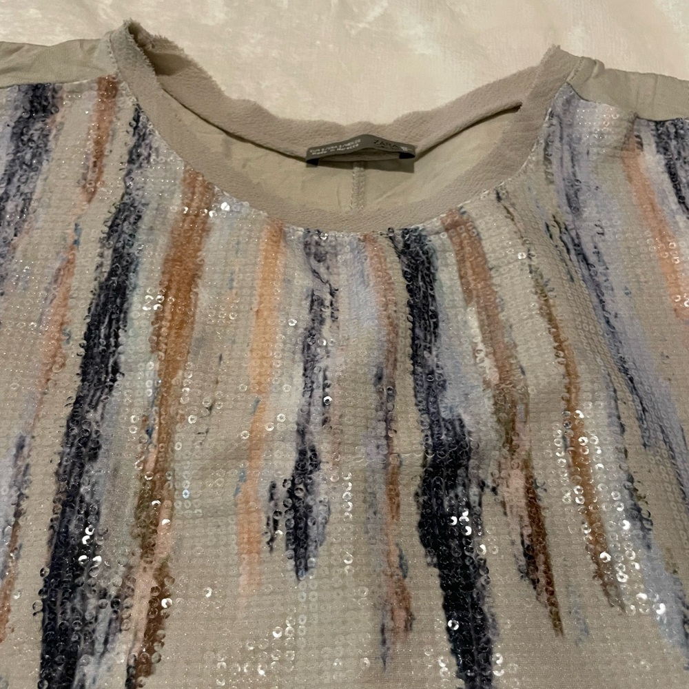 Zara collection beige T- shirt with a little dazzle